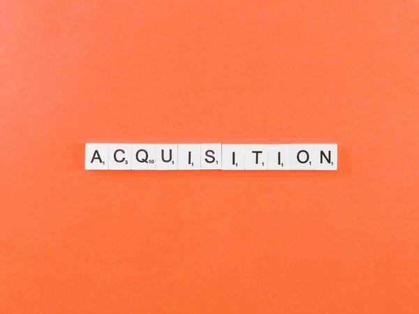 Quelles sont les stratégies pour l'acquisition de terres agricoles en tant qu'investissement immobilier ?